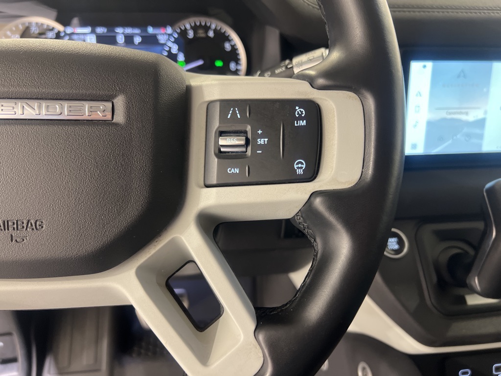 2021 Land Rover Defender 90 Standard photo 10