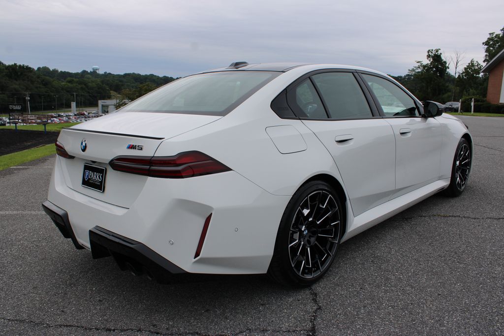 2026 Bmw M5 5 photo 8