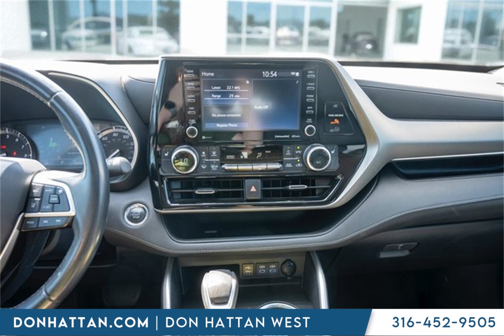 2022 Toyota Highlander XLE photo 8