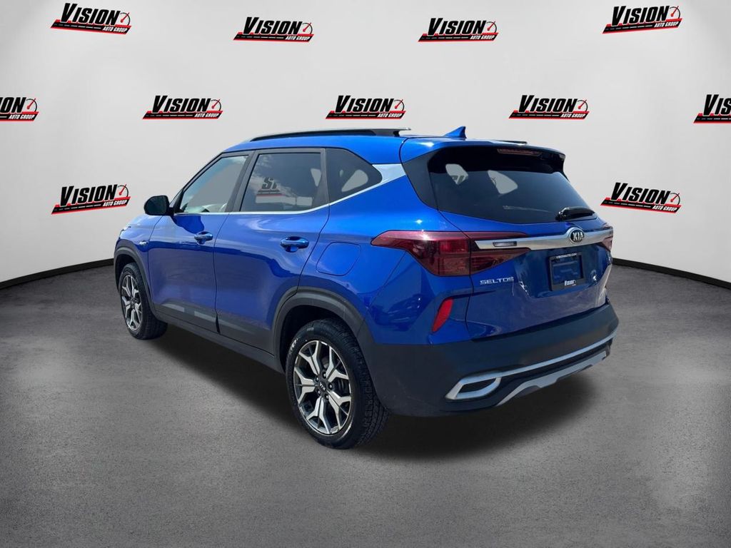 2021 Kia Seltos EX photo 7