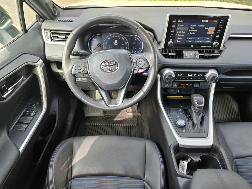 2021 Toyota RAV4 Hybrid XSE photo 9