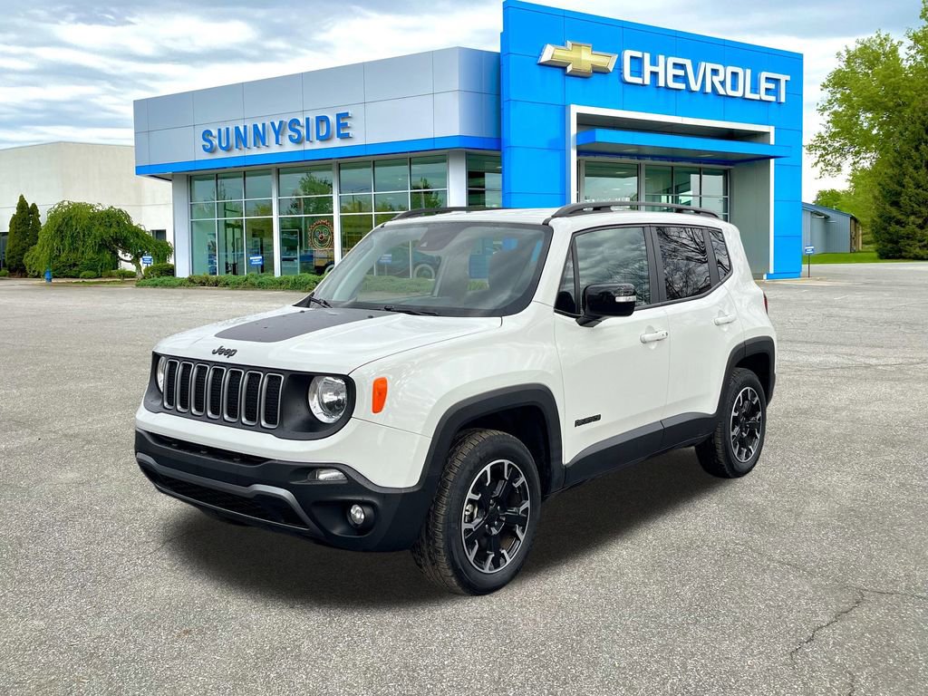 2023 Jeep Renegade Latitude Upland photo 3