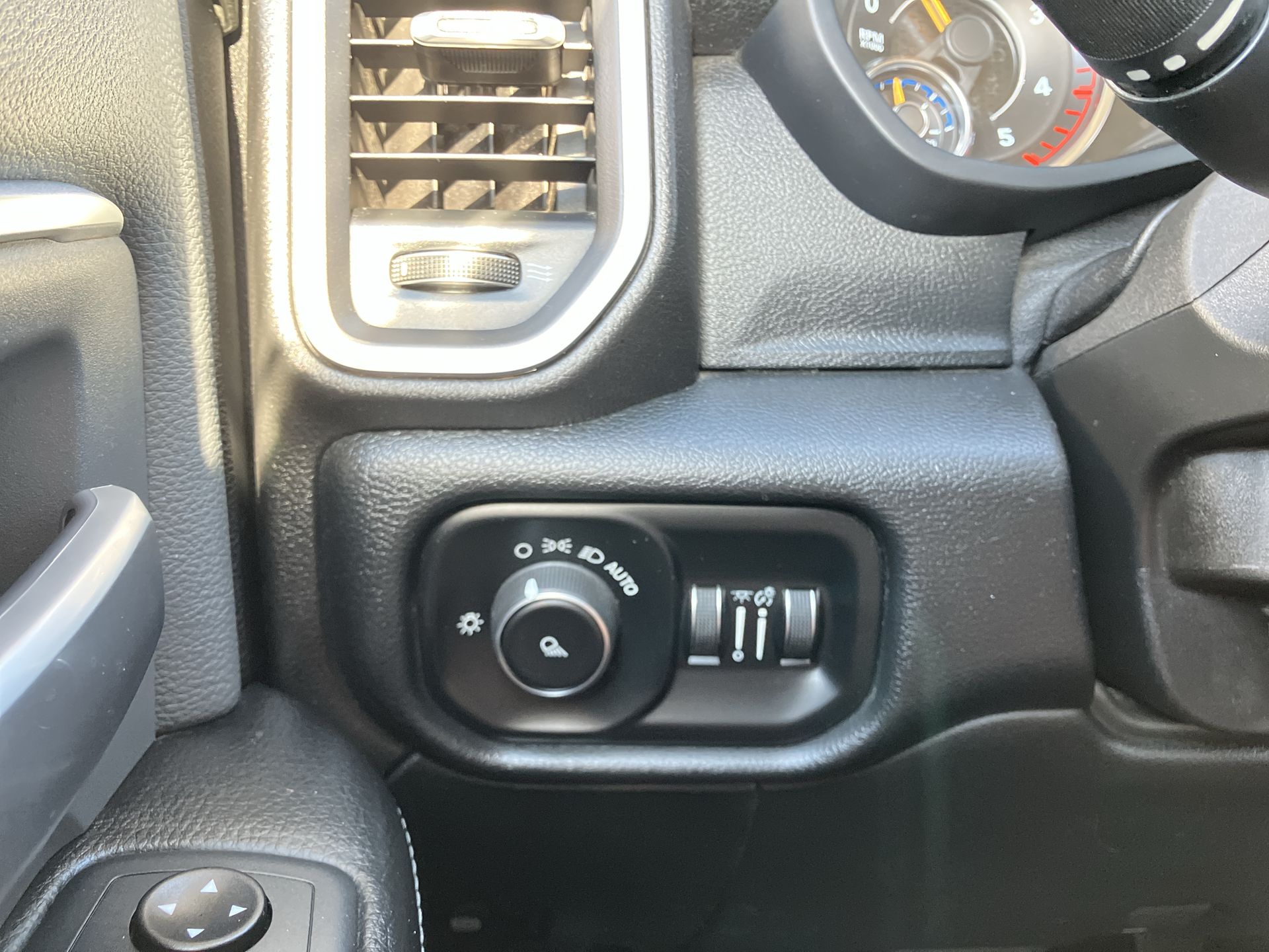 2019 Ram 2500 Big Horn photo 8