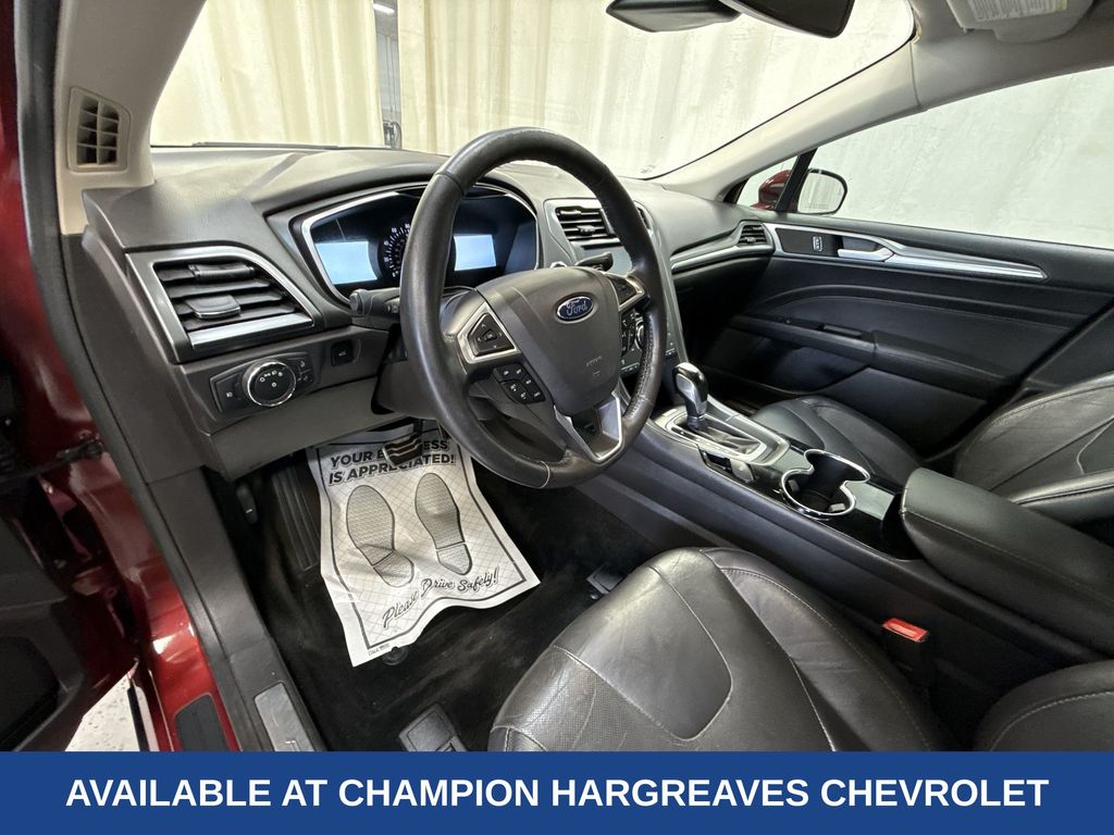 2014 Ford Fusion Titanium photo 10
