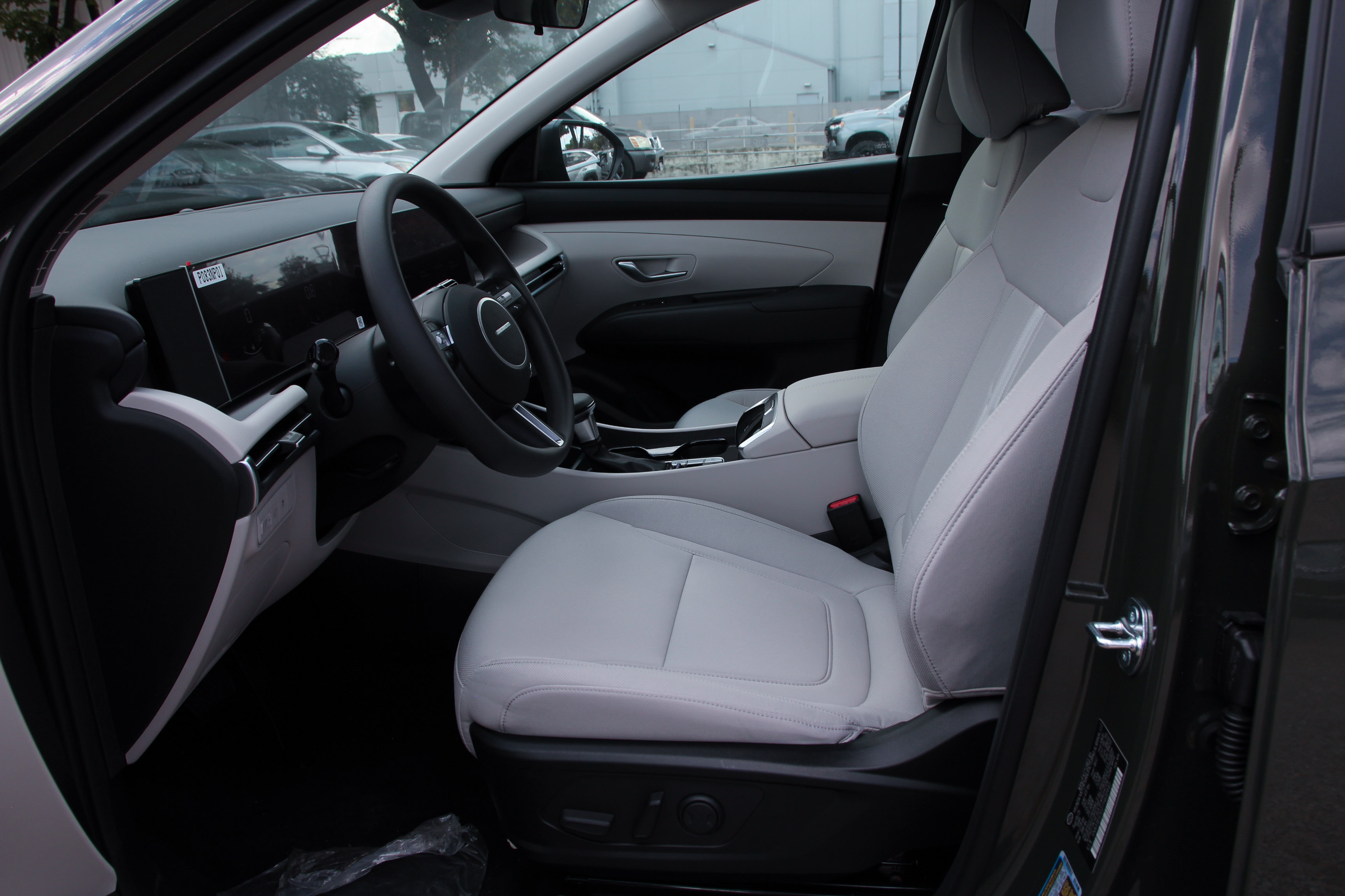 2026 Hyundai Tucson SEL photo 8