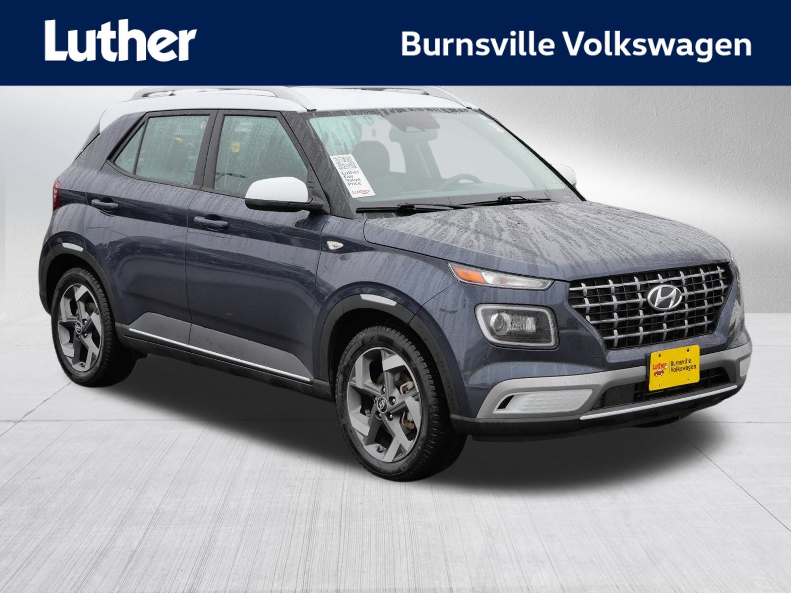 2023 Hyundai Venue Limited's photo