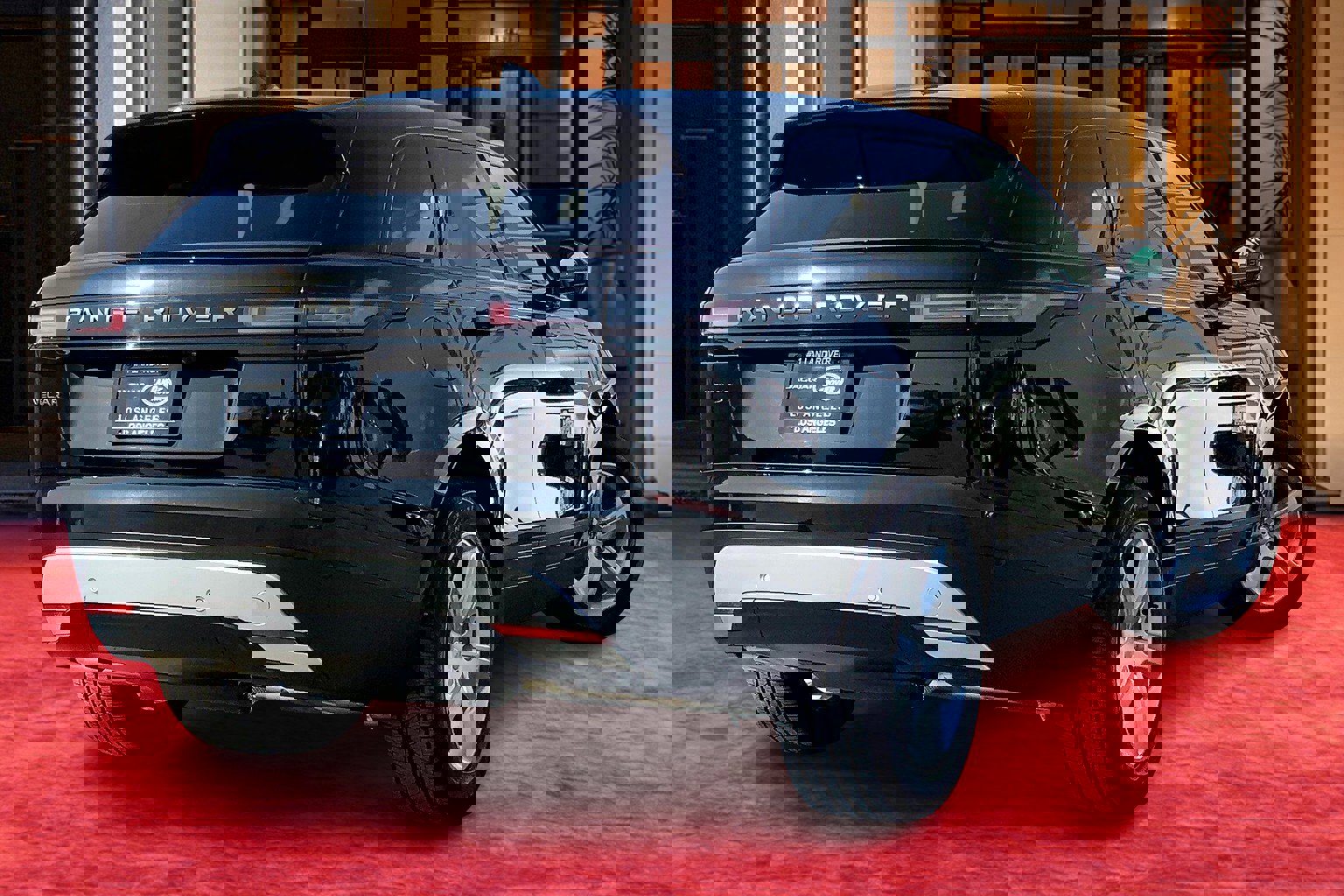 2025 Land Rover Range Rover Velar S photo 9