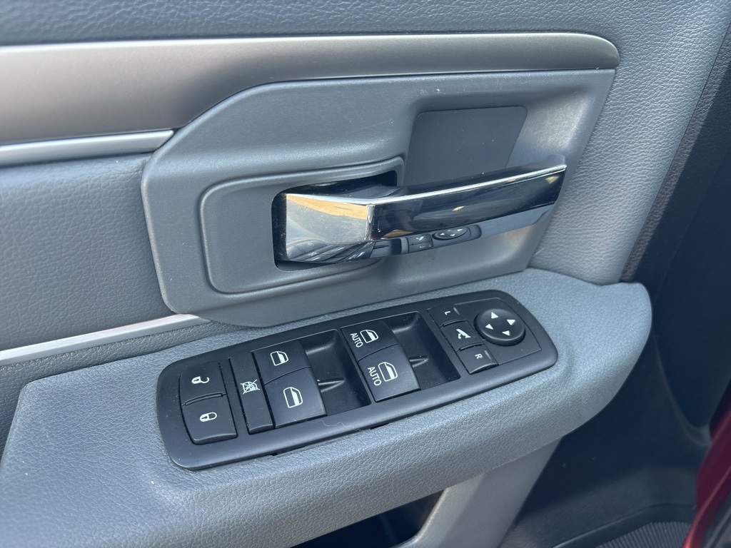 2016 Ram 1500 Big Horn photo 19