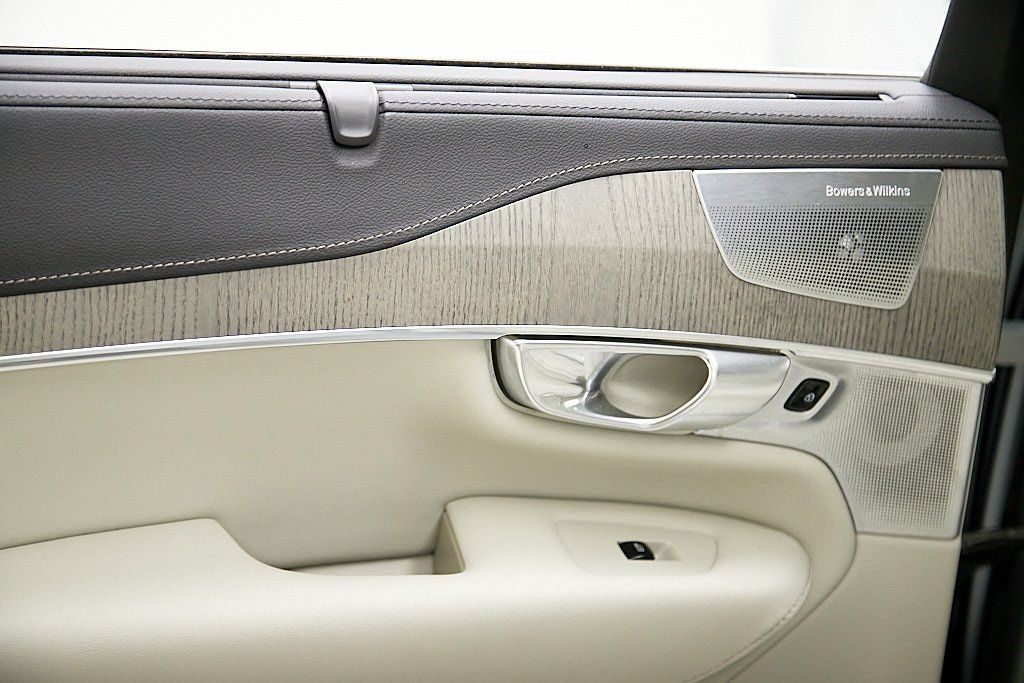 2024 VOLVO XC90 - Image 23