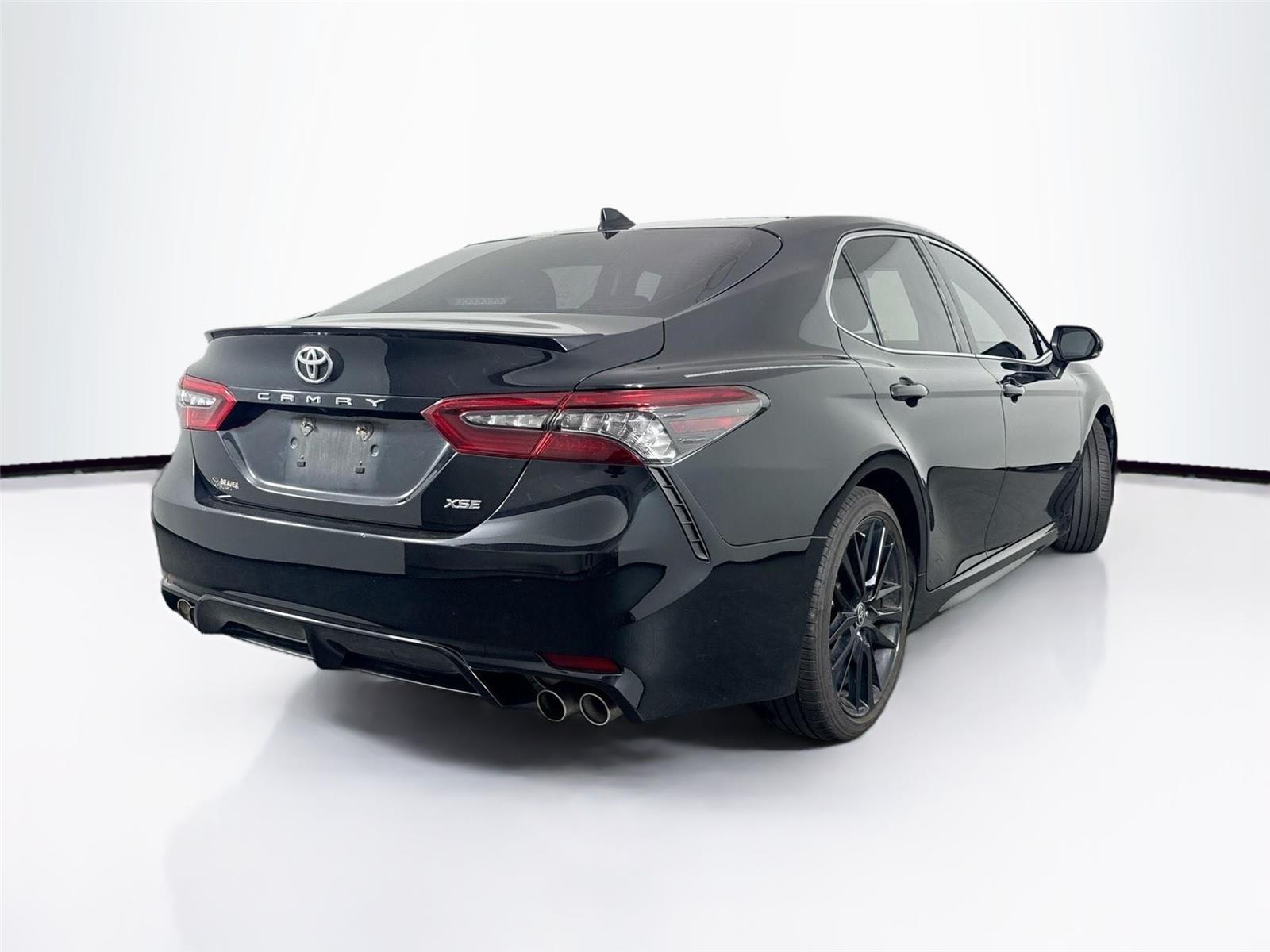 2021 Toyota Camry XSE photo 6