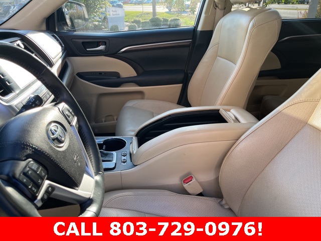 2016 Toyota Highlander Limited Platinum photo 9