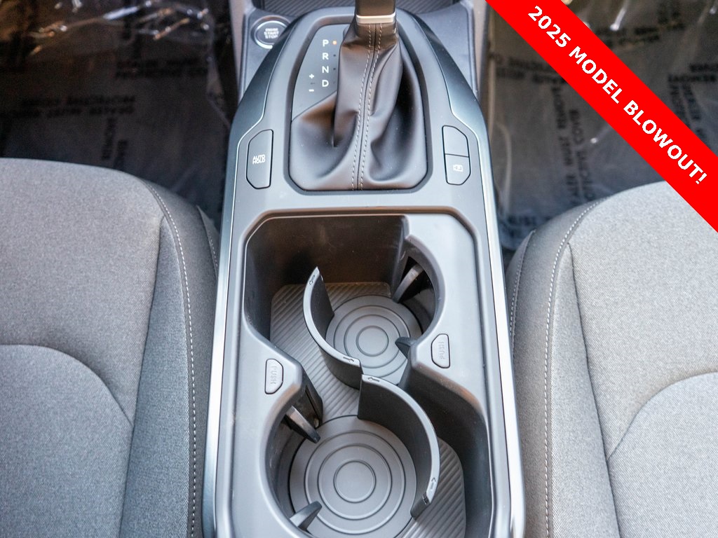 2025 Kia K4 LX photo 21