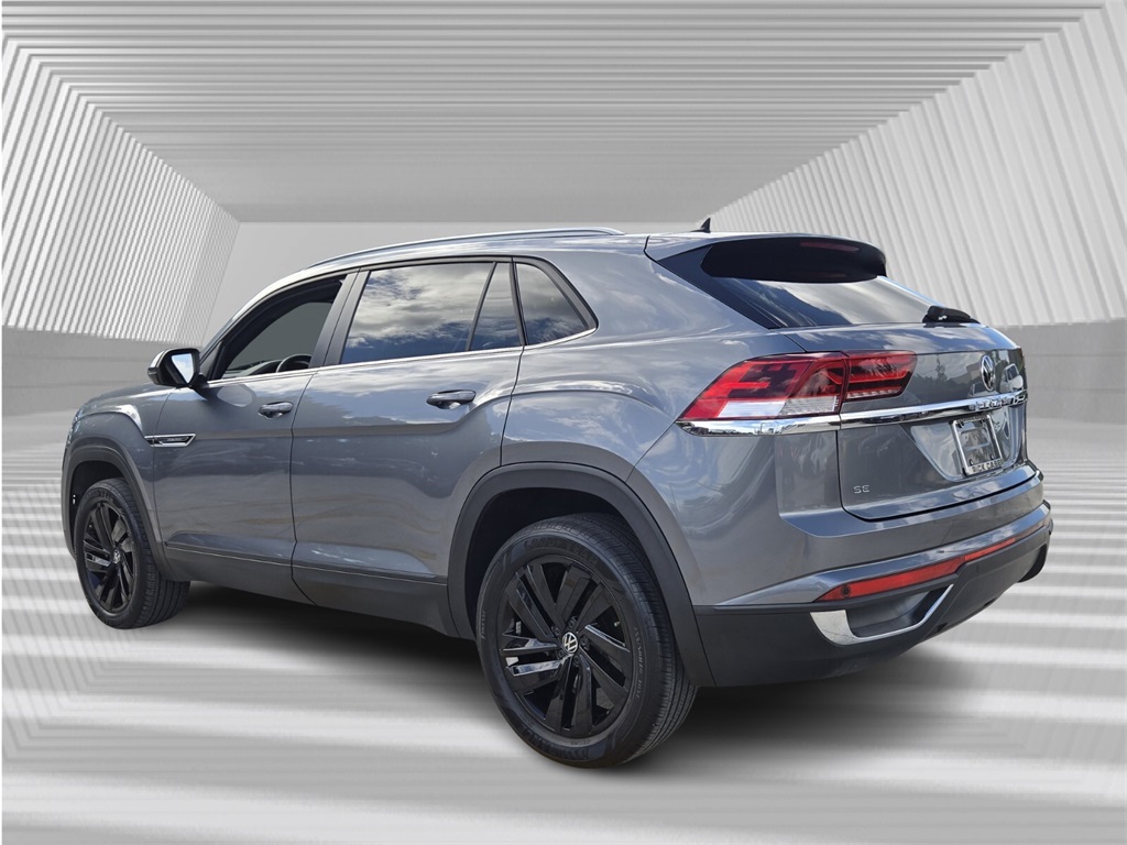 2022 Volkswagen Atlas Cross Sport SE Technology photo 4