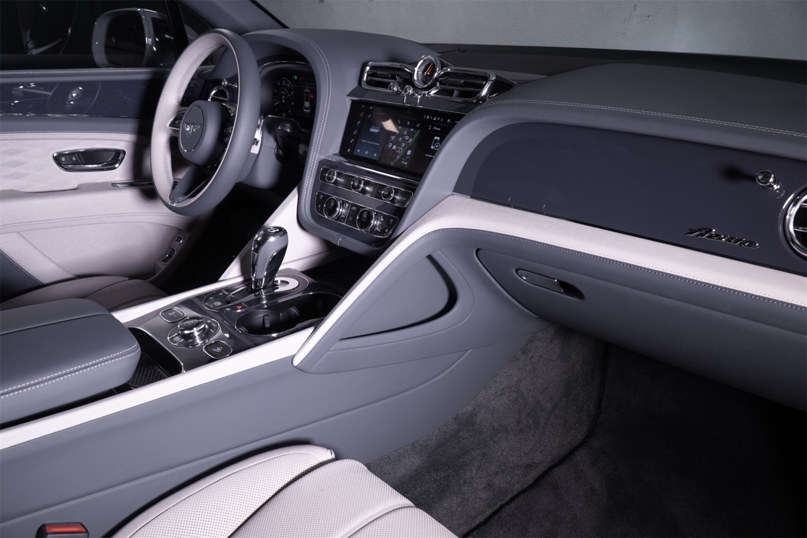 2025 Bentley Bentayga EWB Azure photo 2