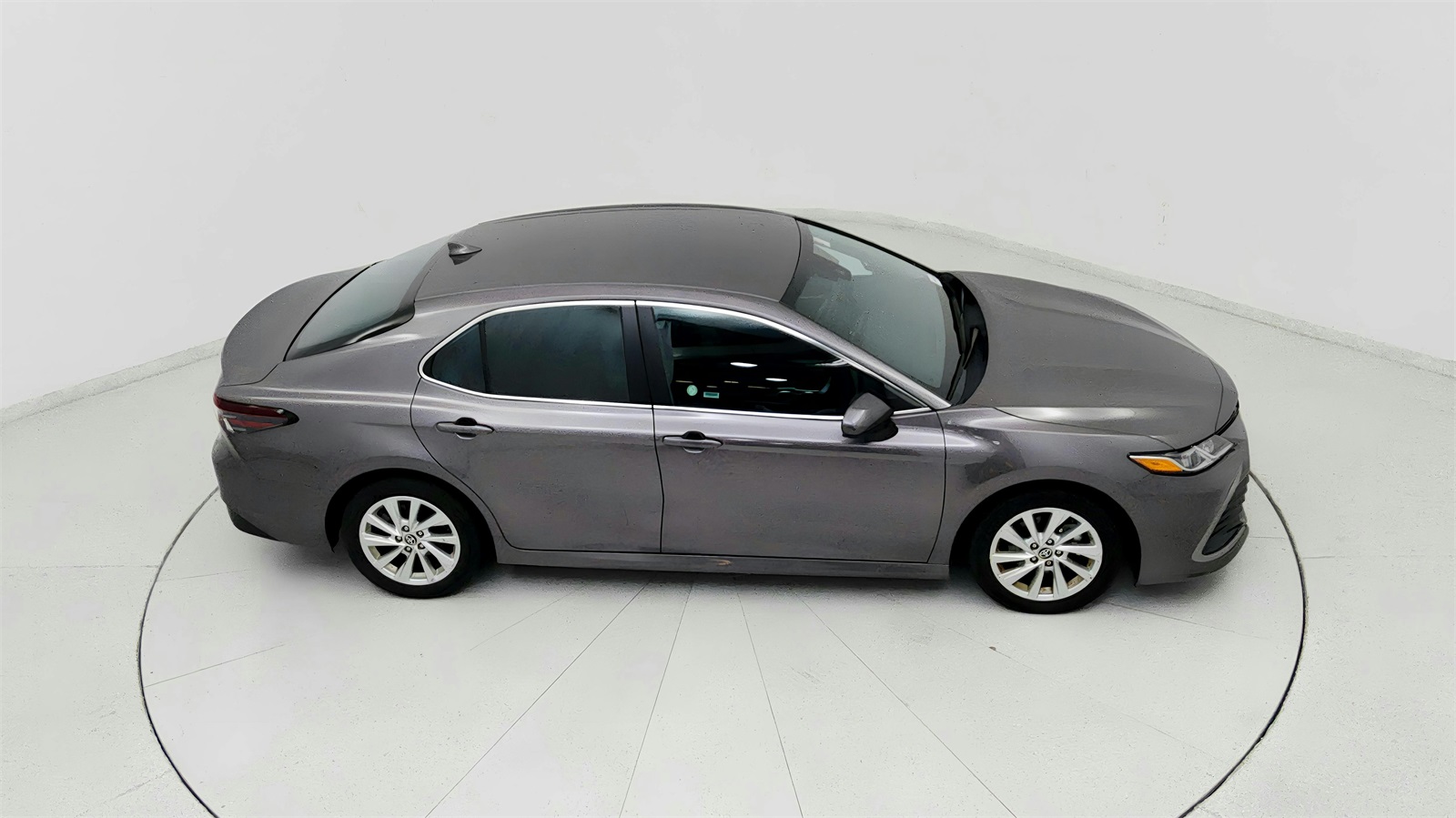 2024 Toyota Camry LE photo 18