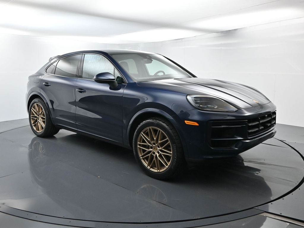 2024 Porsche Cayenne Coupe Base photo 14