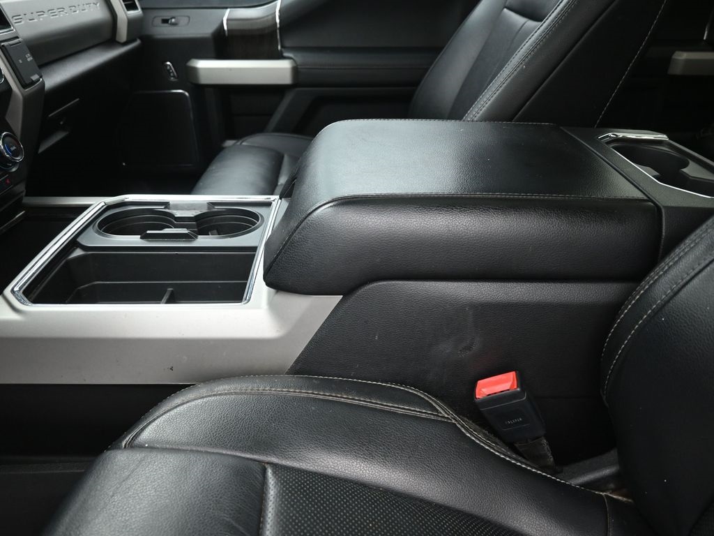 2021 Ford F-250 photo 20