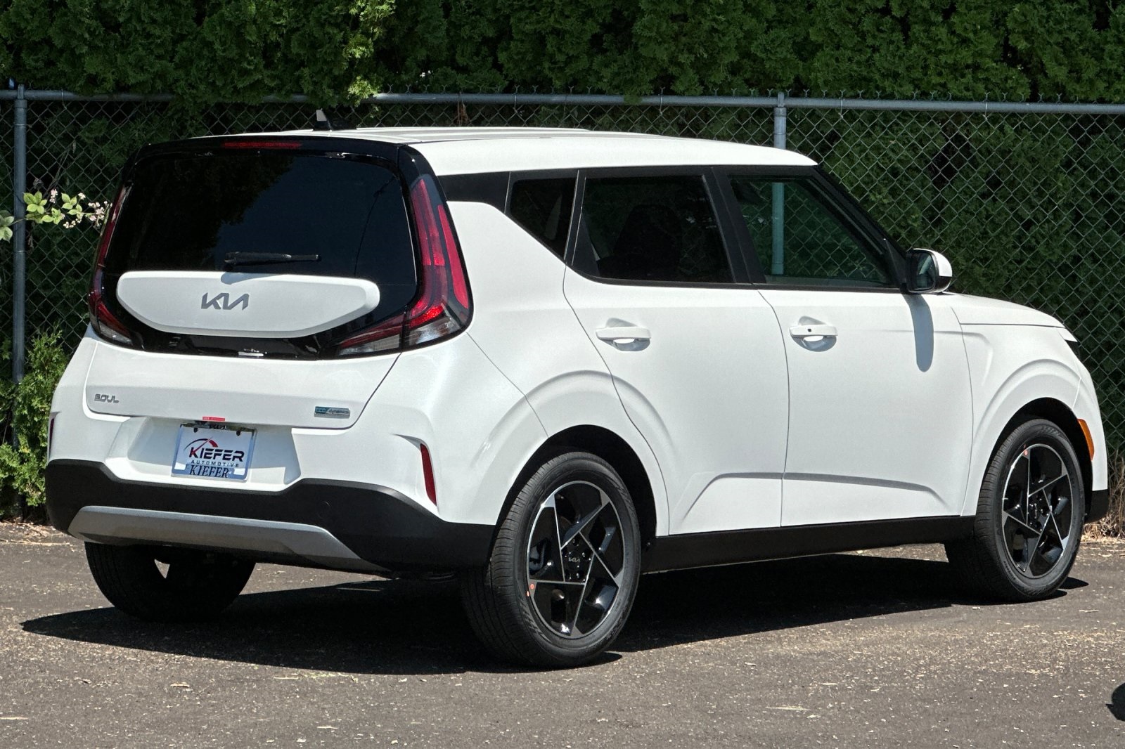 2025 Kia Soul EX photo 3