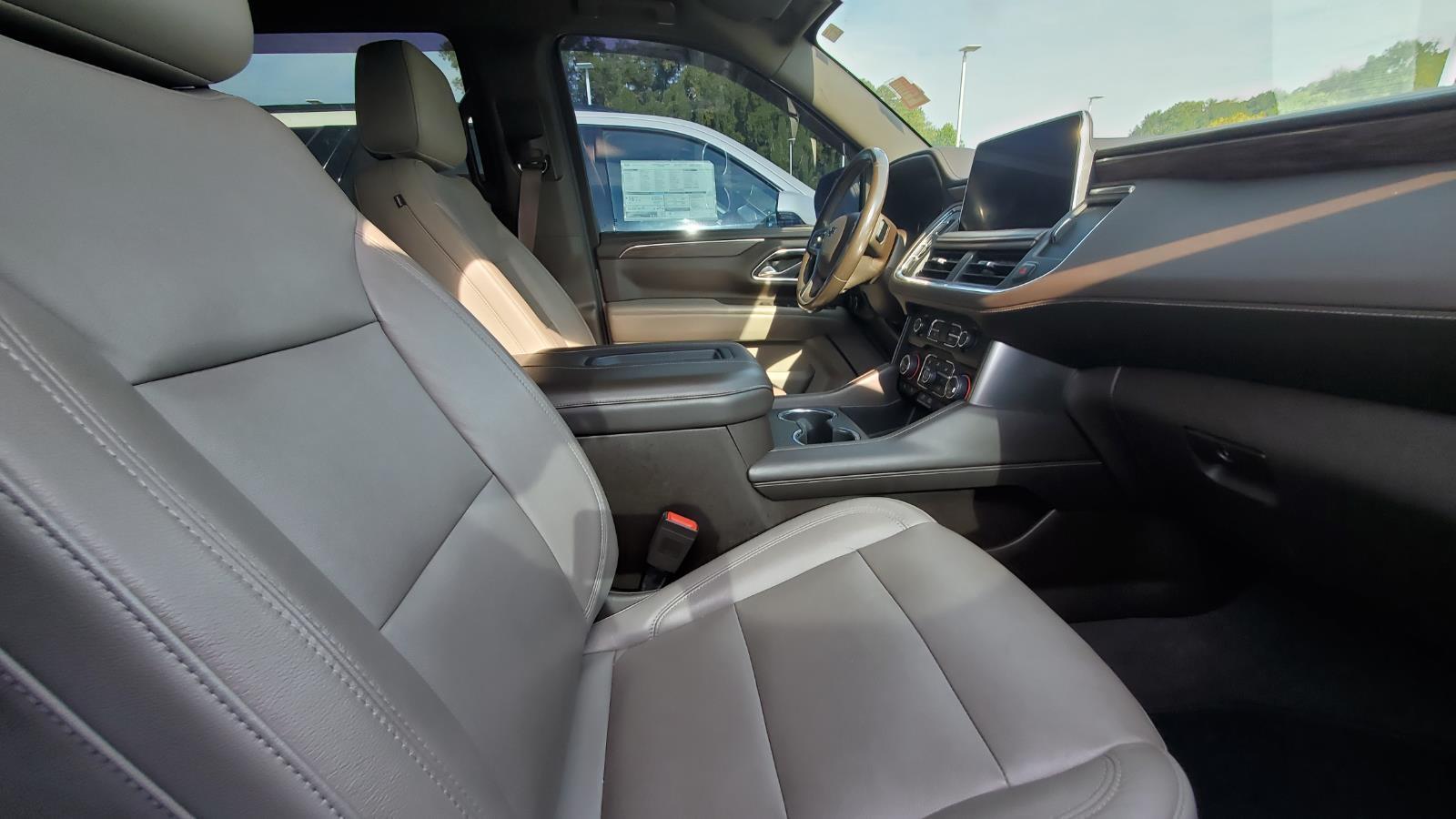 2021 Chevrolet Tahoe Z71 photo 4
