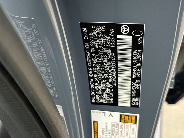 2024 Toyota Prius LE photo 27