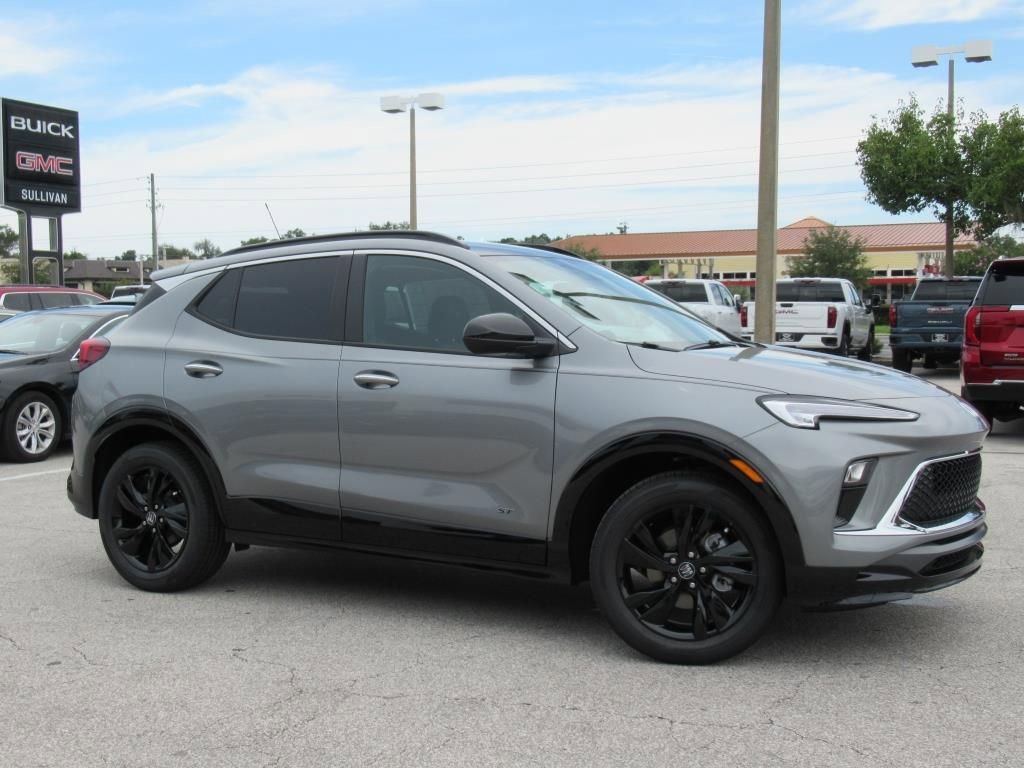 2026 Buick Encore GX Sport Touring photo 2