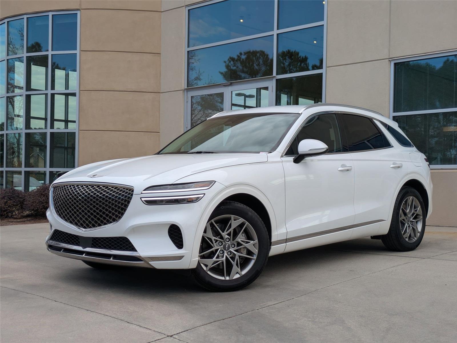 2025 GENESIS GV70 Standard's photo