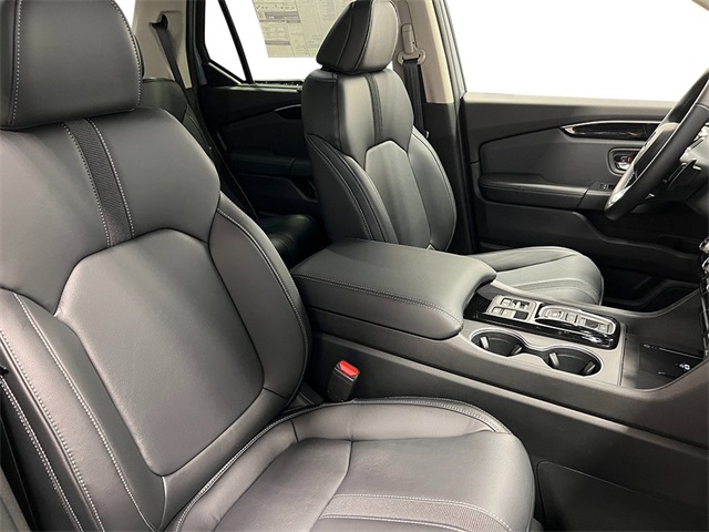 2025 Honda Pilot Touring photo 37