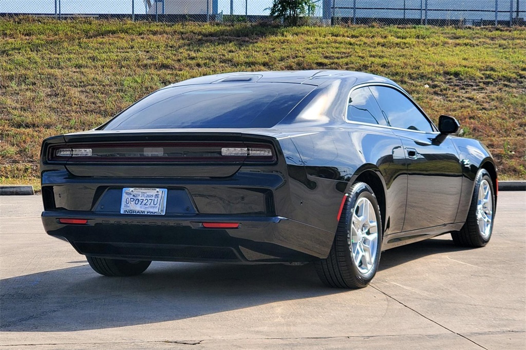 2025 Dodge Charger R/T photo 5