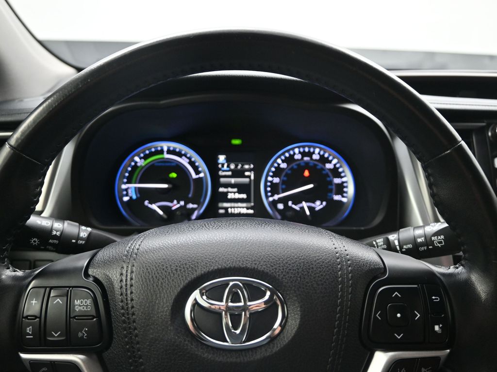 2017 Toyota Highlander Hybrid Limited Platinum photo 4