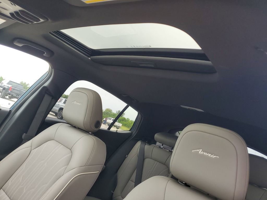 2025 Buick Envista Avenir photo 29