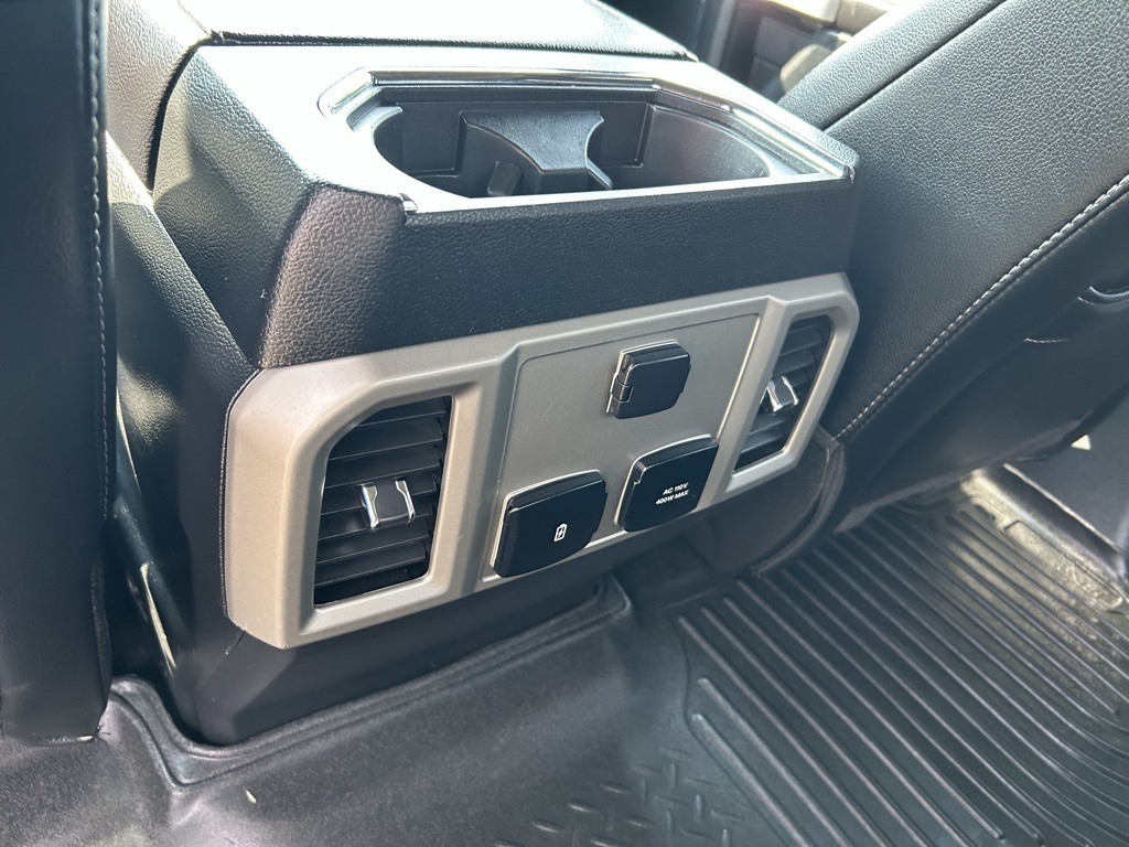 2019 Ford F-150 Lariat photo 27