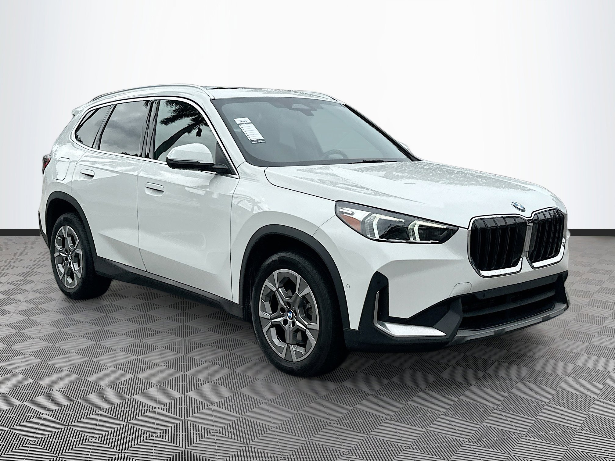 2023 BMW X1 28i