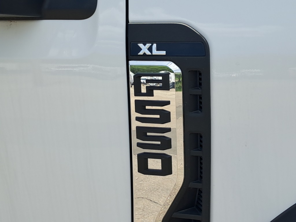 2024 Ford F-550 XL photo 6