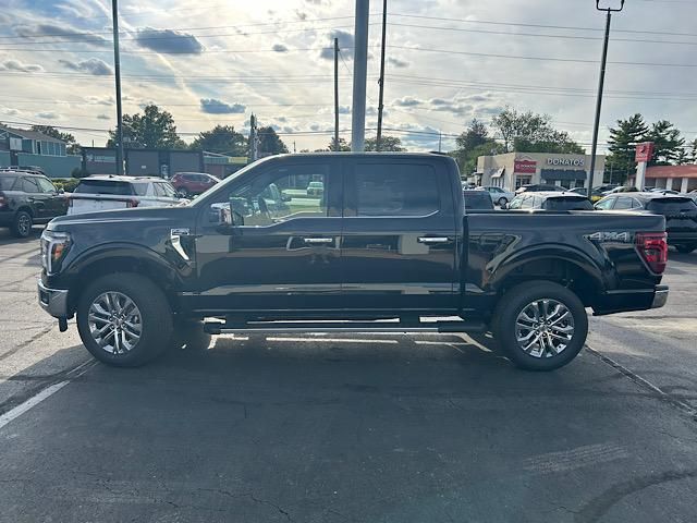 2025 Ford F-150 Lariat photo 15