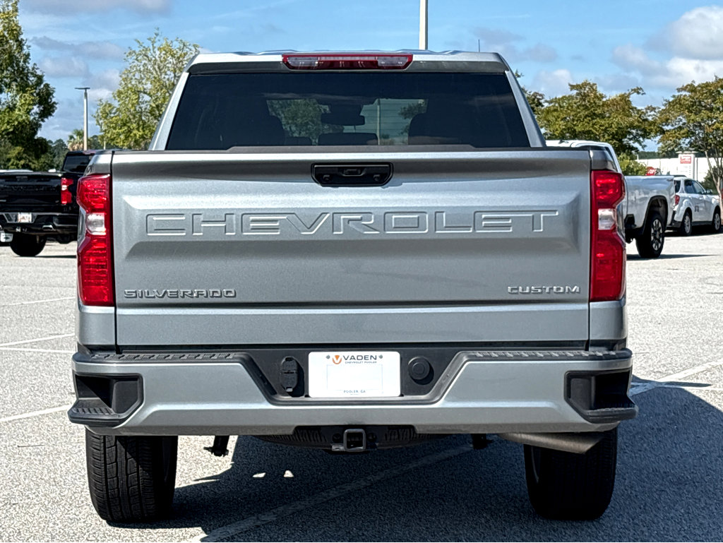 2025 Chevrolet Silverado 1500 Custom photo 17