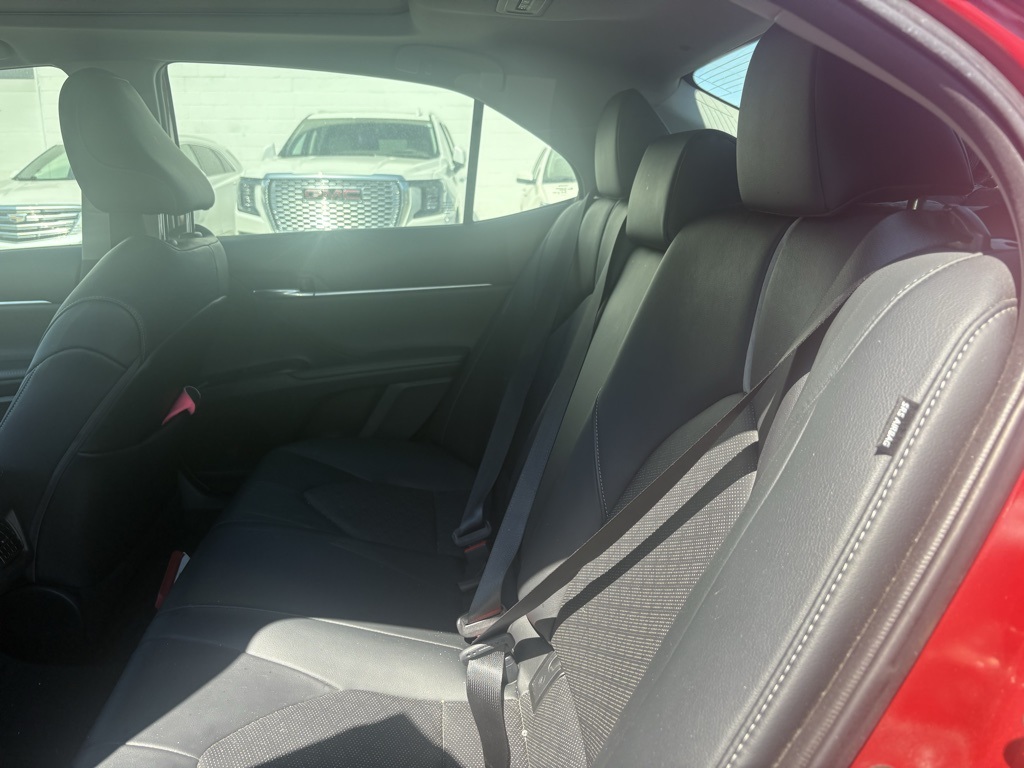 2020 Toyota Camry XSE photo 8
