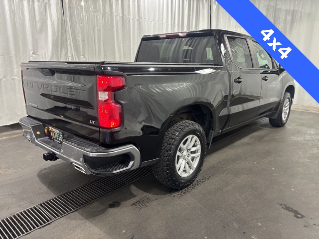 2021 Chevrolet Silverado 1500 LT photo 2