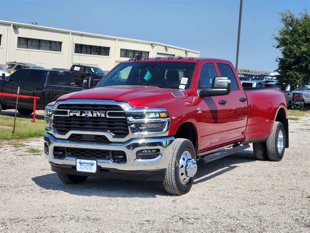 2026 Ram 3500 Tradesman photo 2