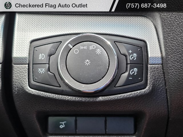 2015 Ford Explorer XLT photo 7