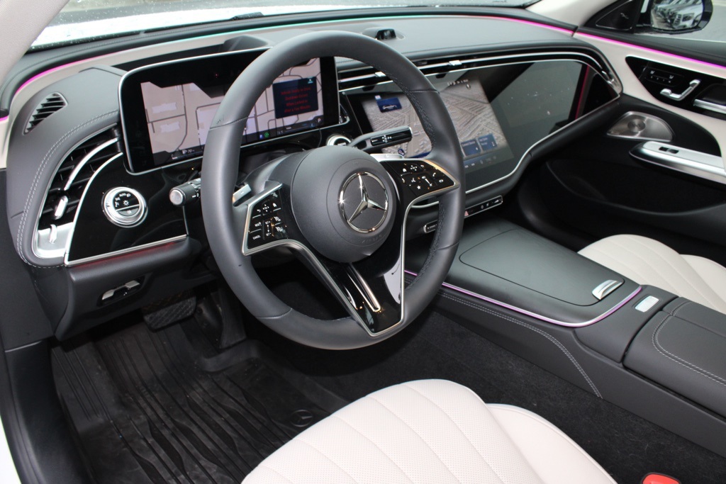 2025 Mercedes Benz E 450 4MATIC All-Terrain Wagon photo 4