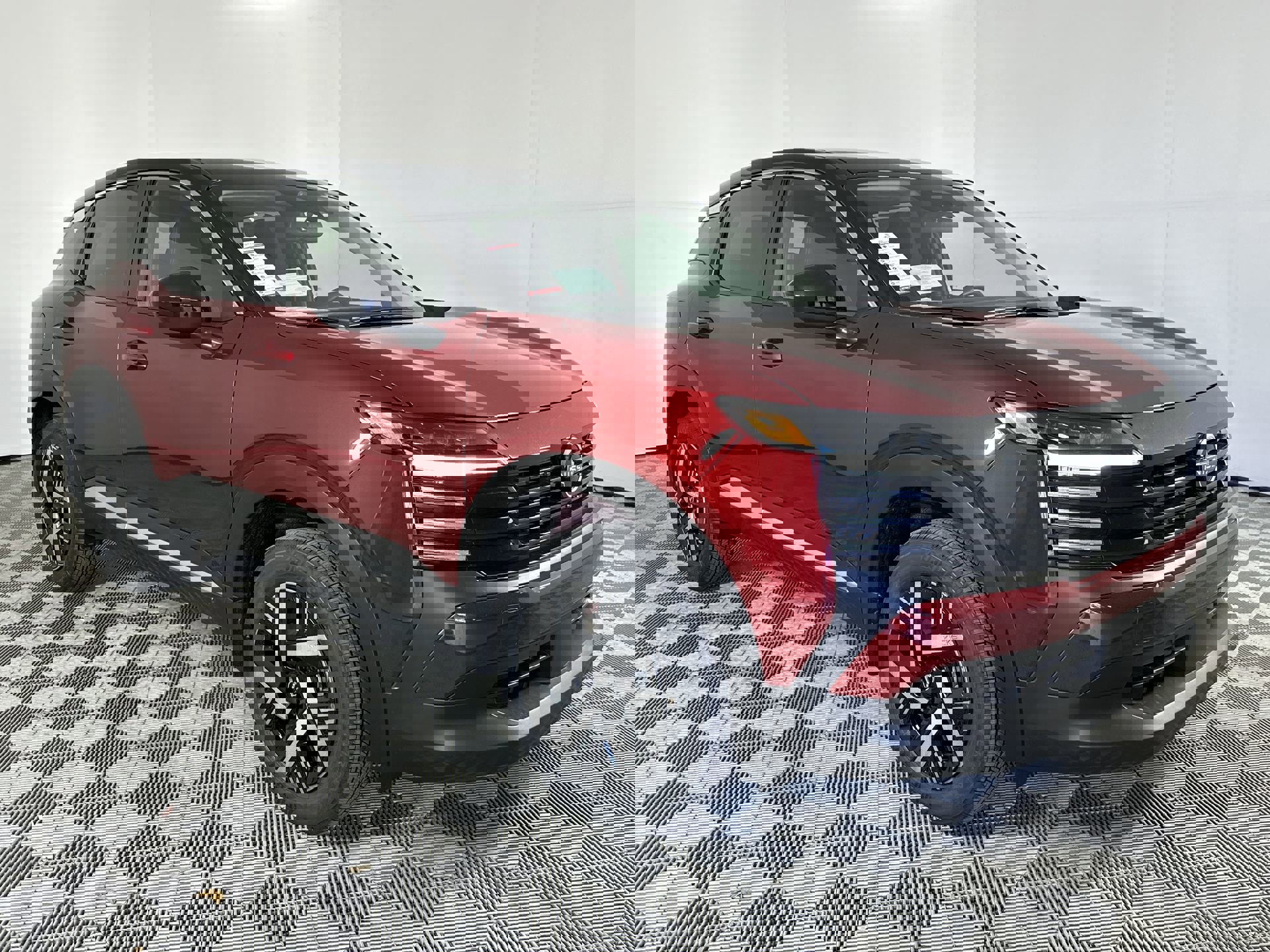 2025 Nissan Kicks SV photo 2