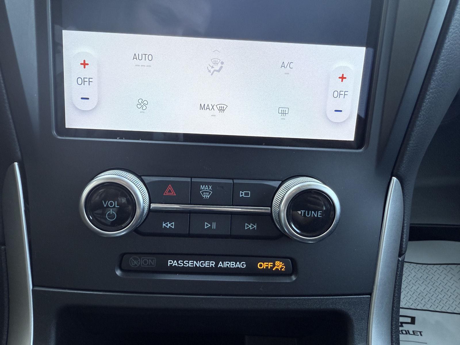 2024 Ford Edge SE photo 18