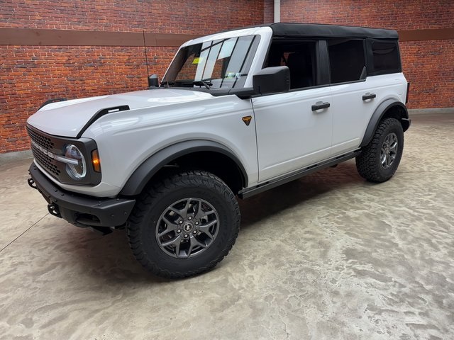 2025 Ford Bronco 4-Door Badlands's photo