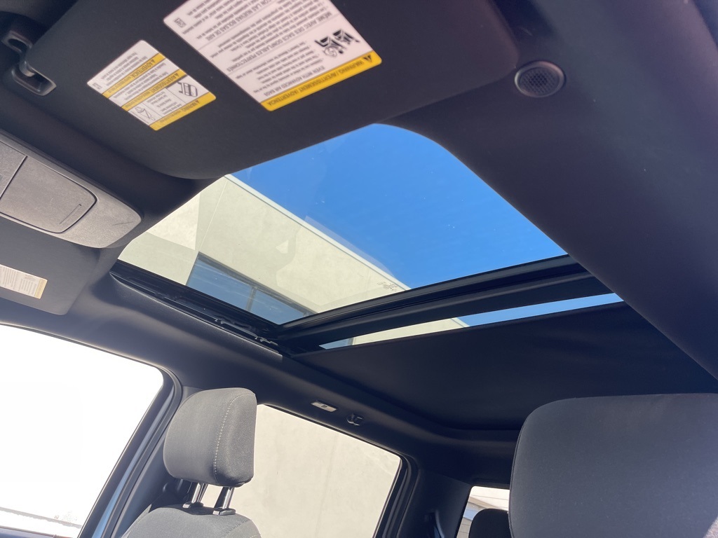 2022 Ford F-150 XLT photo 2