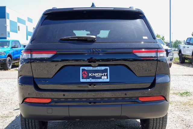 2025 Jeep Grand Cherokee Altitude X photo 6