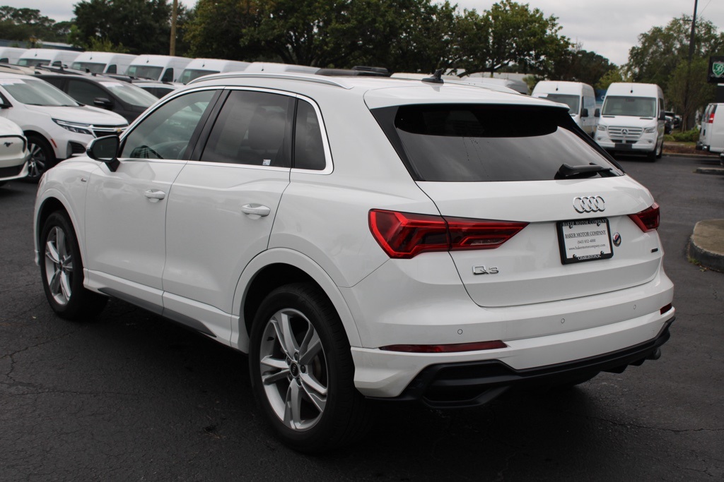 2021 Audi Q3 S line Premium 45 TFSI photo 8