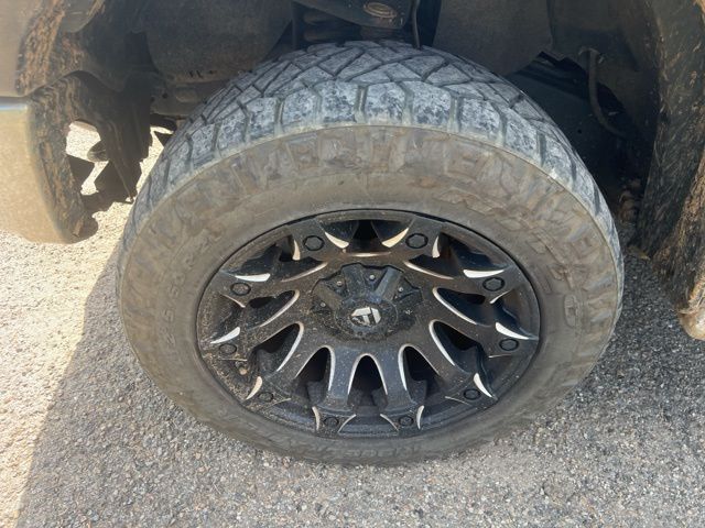 2019 Toyota Tundra Platinum Grade photo 3