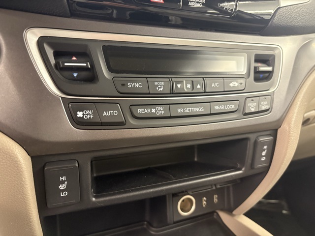 2016 Honda Pilot EX-L photo 11