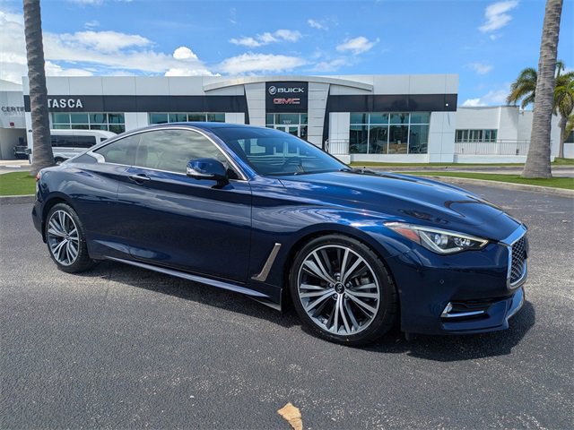 2022 Infiniti Q60 Luxe photo 2