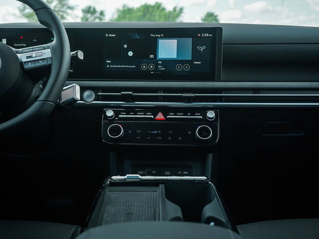 2025 Hyundai Tucson Hybrid SEL Convenience photo 15